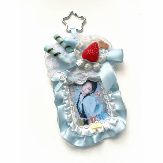 Handmade Kawaii Dessert Photocard Holder –Sea Salt Strawberry Cake