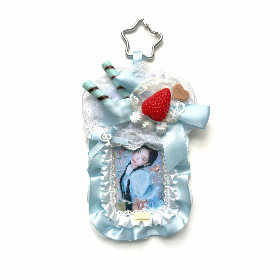 Handmade Kawaii Dessert Photocard Holder –Sea Salt Strawberry Cake