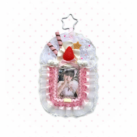 Kawaii Decoden Photocard Holder –Cream Strawberry