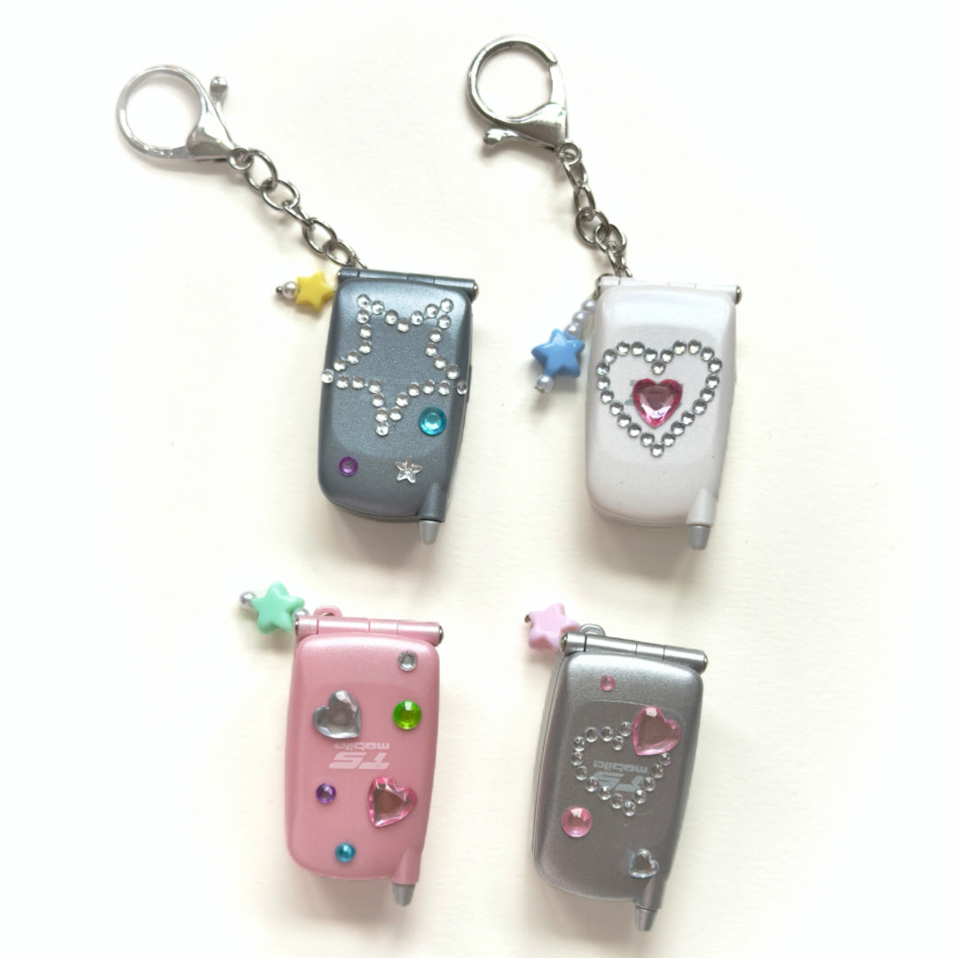 Y2K Flip Phone Keychain | Mini Retro Phone Charm | Kawaii Hiar Clip | 2000s Aesthetic Accessory